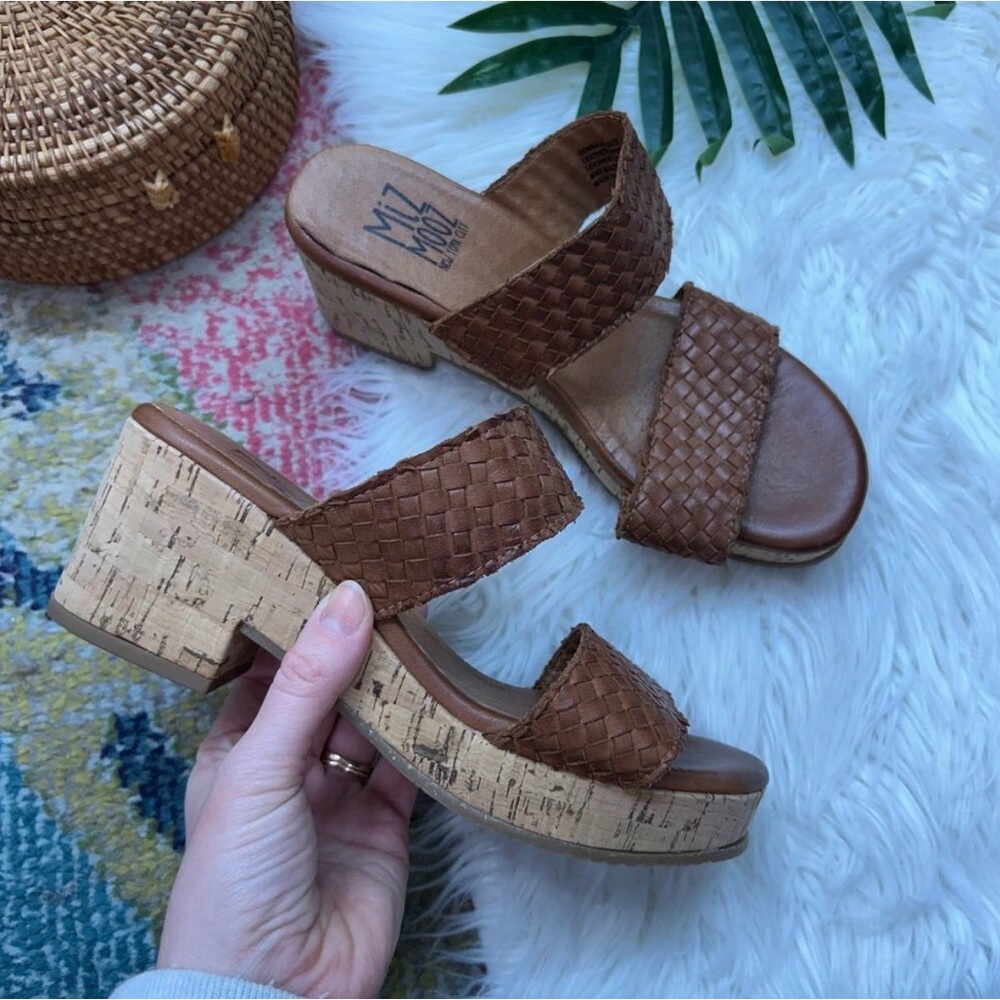 Miz Mooz Genna Platform Sandal 38 / 7.5-8 WIDE Brown Woven Leather Cork Heeled